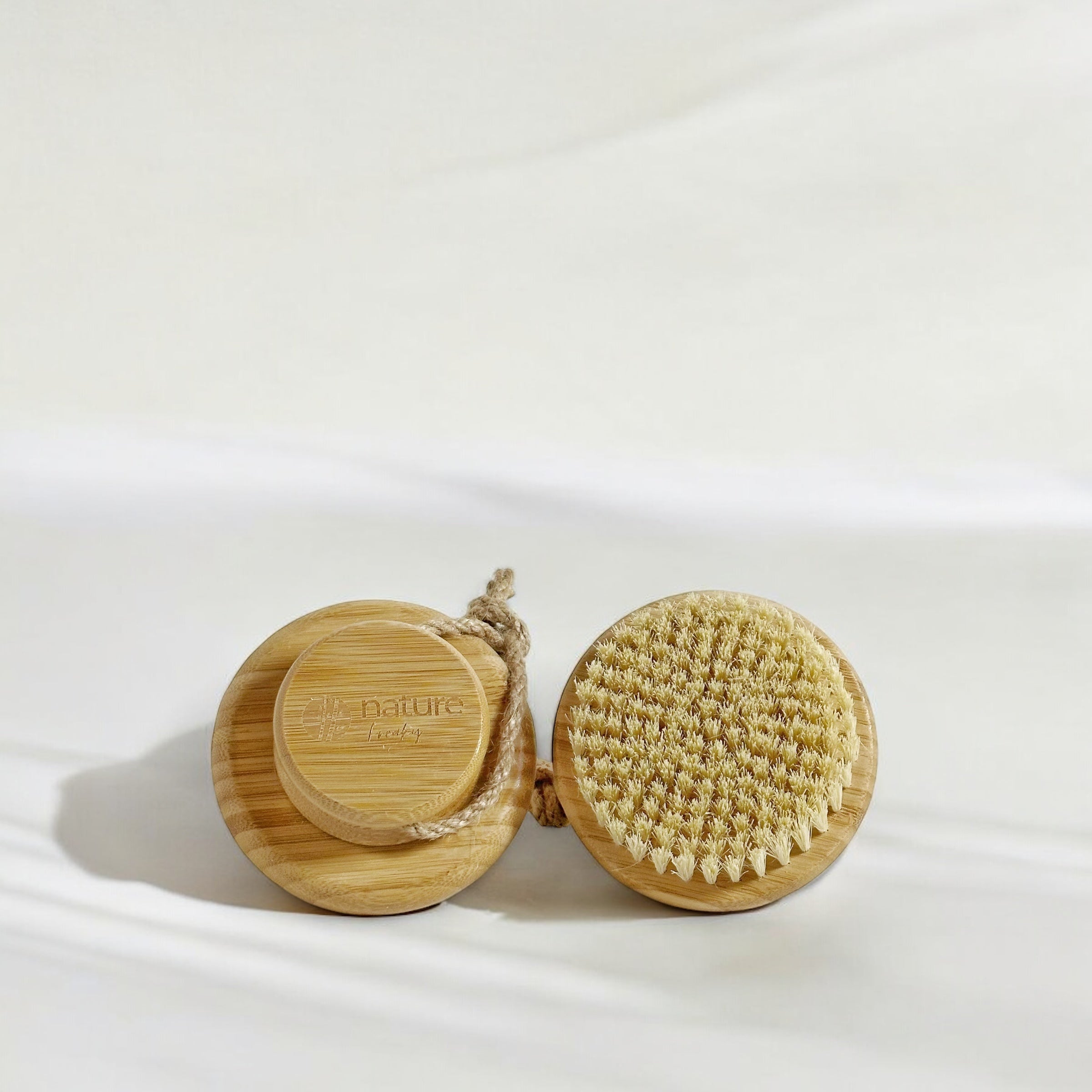 DRY BODY BRUSH | ECO-FRIENDLY EXFOLIATION & LYMPHATIC DRAINAGE Nature Freaky