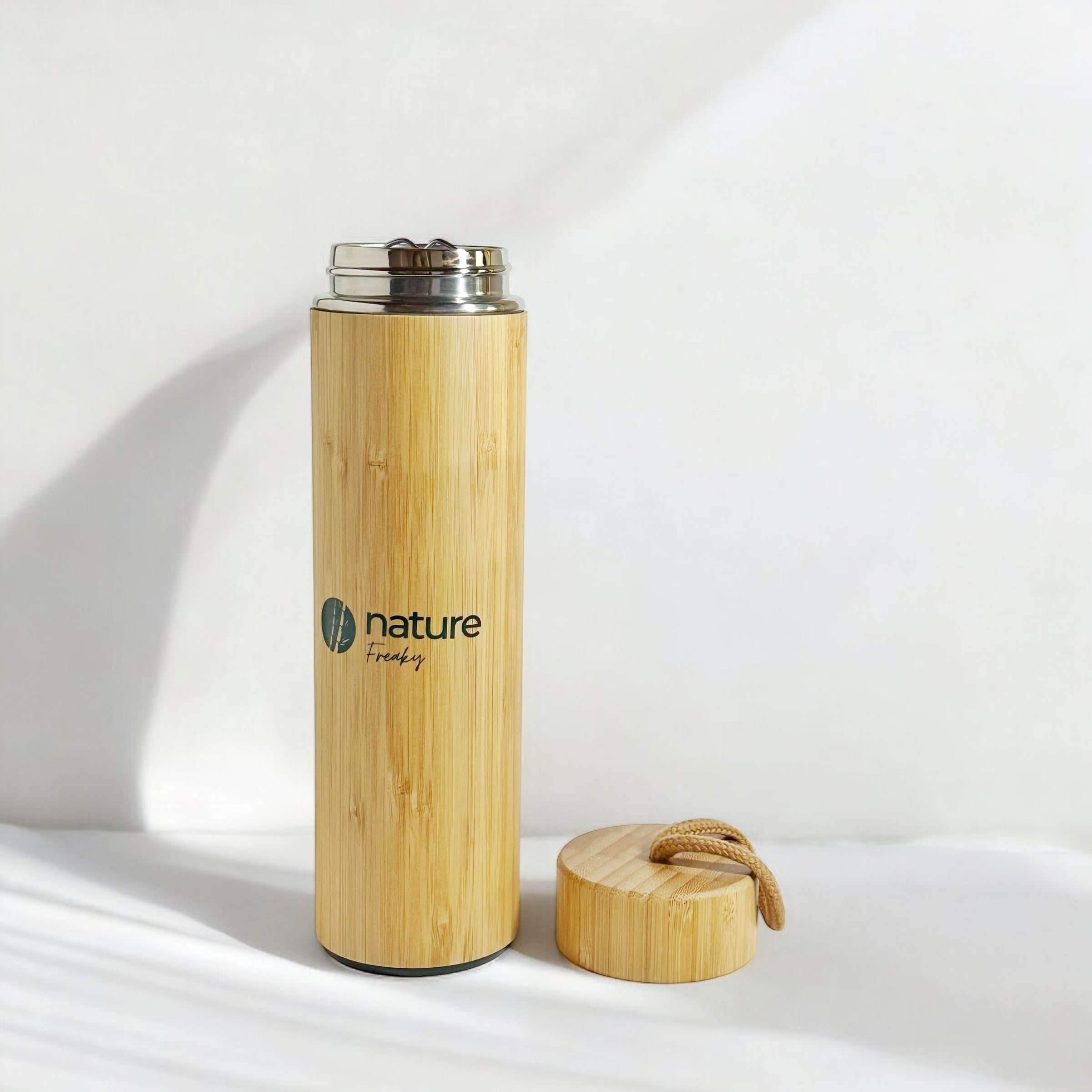 ECO-FRIENDLY BAMBOO BOTTLE WITH INFUSER &amp; STRAINER Nature Freaky